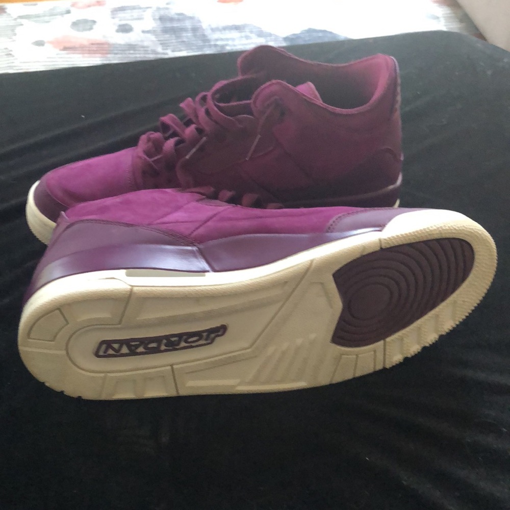 Purple Jordan 3 - Picture 3 of 4